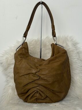 Women’s Hobo Shoulder Bag in Olive Green